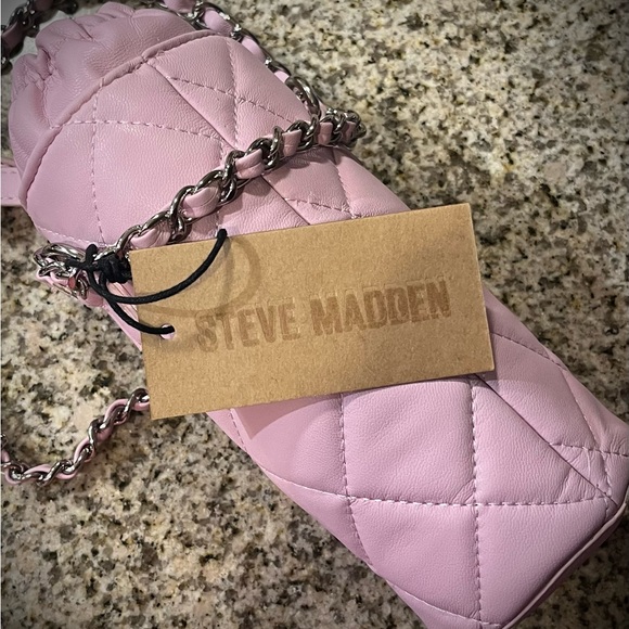 Steve Madden bottle purse.💗 - Picture 6 of 6